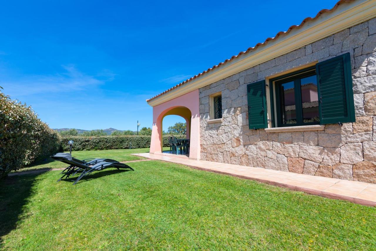 Residence Sardegnasummer Li Cuppulati San Teodoro  Exterior photo