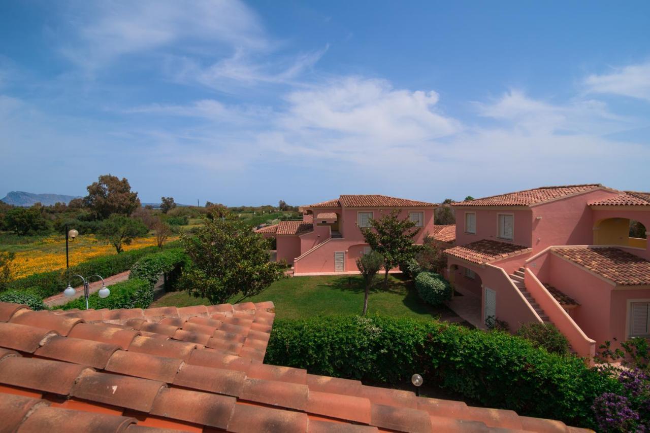 Residence Sardegnasummer Li Cuppulati San Teodoro  Exterior photo